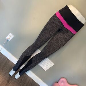 Lululemon size 4 leggings